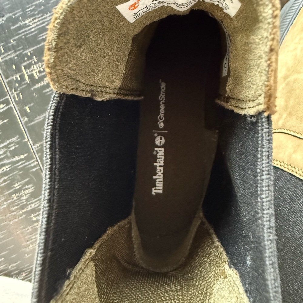 Timberland Women's Cortina Valley Olive Ankle Chelsea Boots- NWOT - Picture 7 of 7